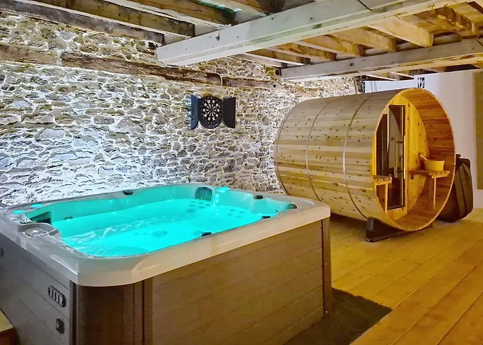 Studio Duplex Calme - Spa - Sauna - Parking - Wifi